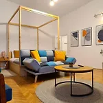 Zeiss House