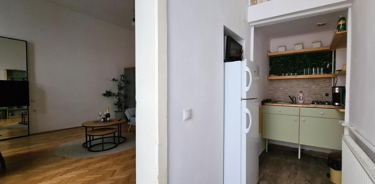 Zeiss House Apartment
