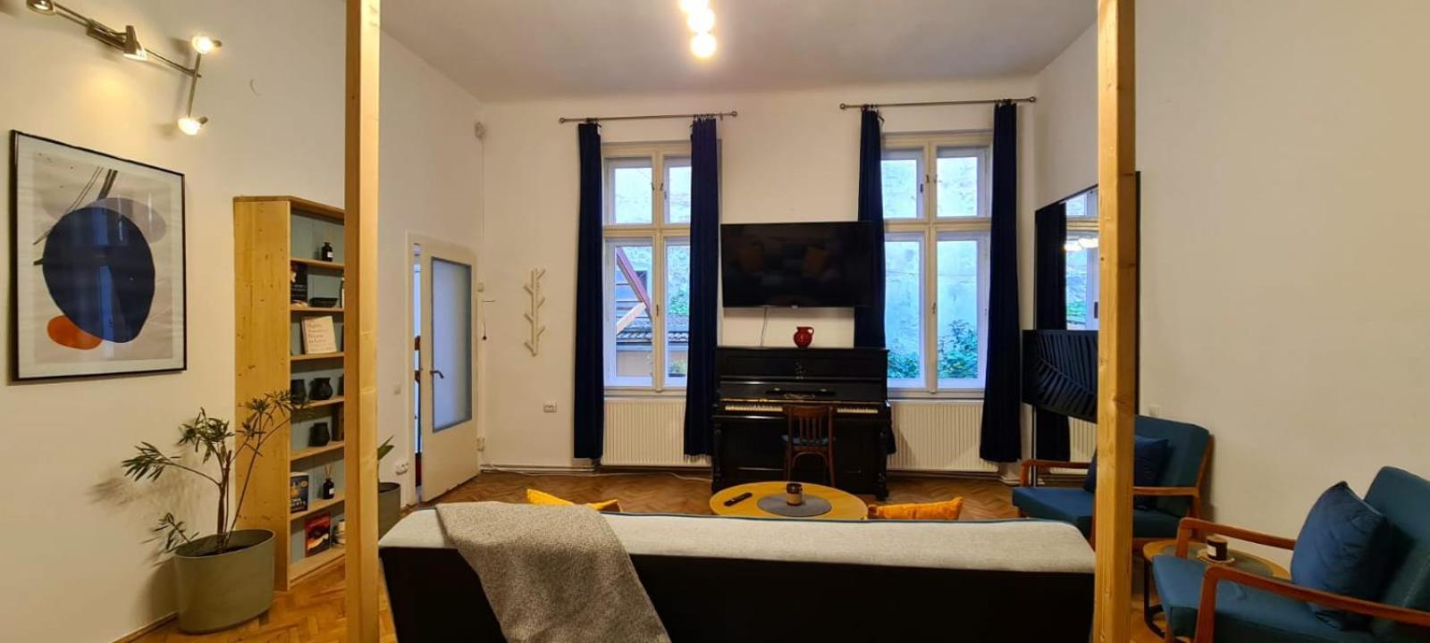Zeiss House Apartment *