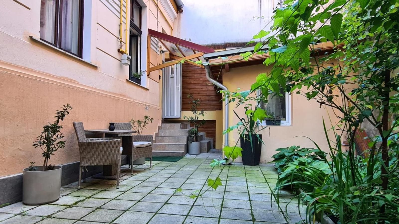 Zeiss House